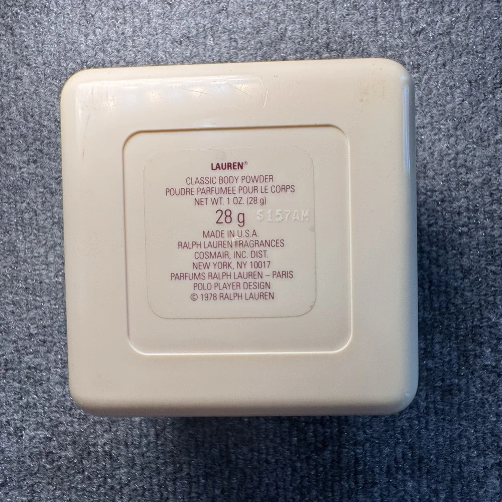 Lauren Ralph Lauren Classic Body Powder 1 Oz/28 G Vtg Sealed Puff Perfume